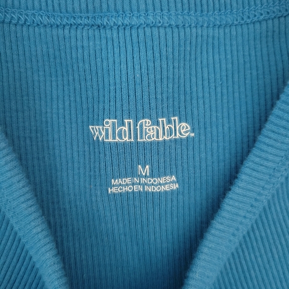 Blue Ribbed Crop Top - Picture 4 of 4